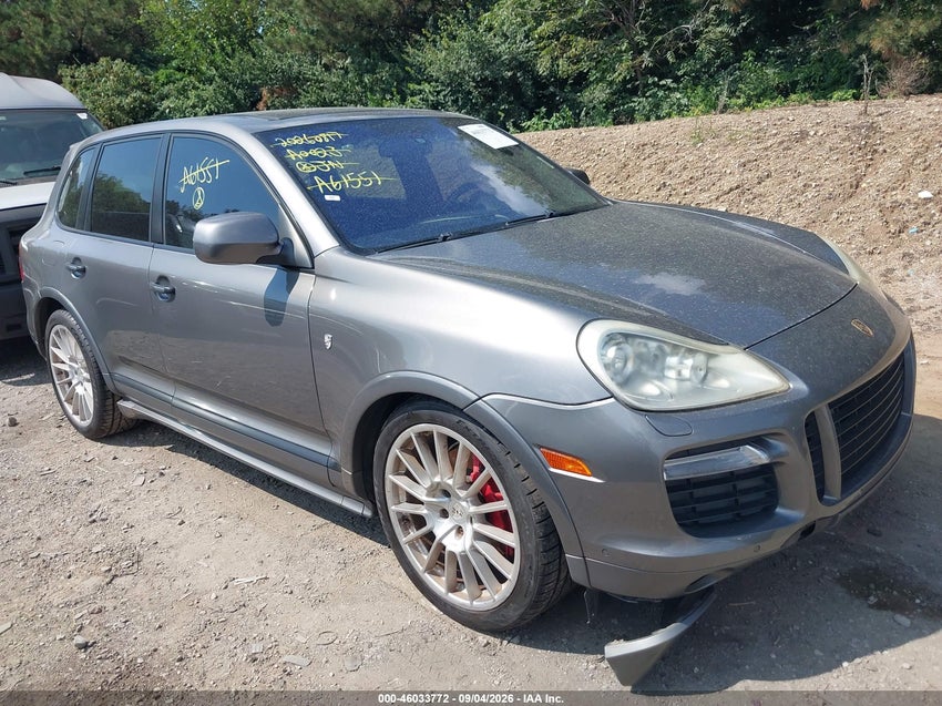 2010 PORSCHE CAYENNE GTS — снимка 1