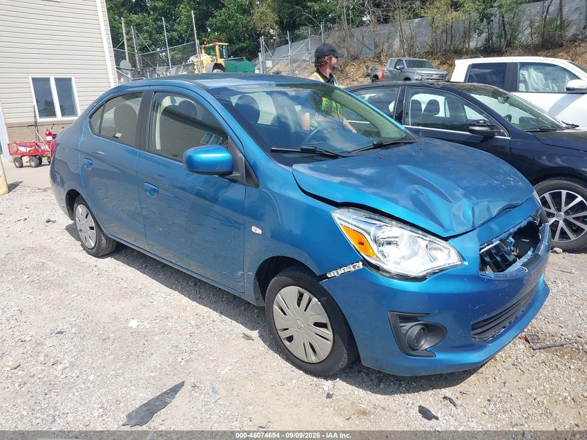 2017 MITSUBISHI MIRAGE G4 ES — снимка 1