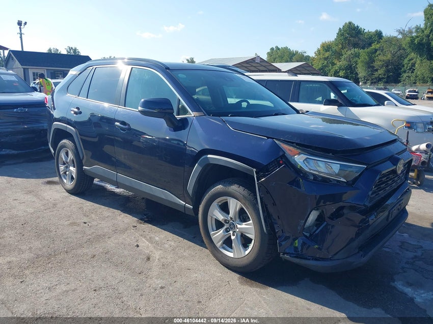 2019 TOYOTA RAV4 XLE — снимка 1
