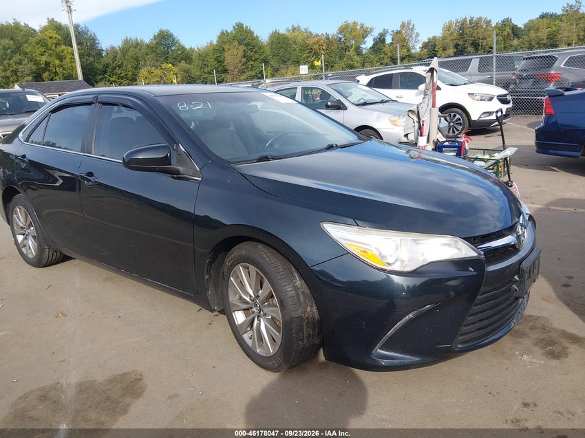 2017 TOYOTA CAMRY XLE — снимка 1