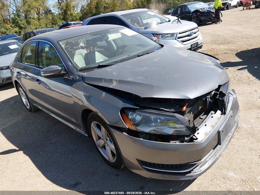 2013 VOLKSWAGEN PASSAT 2.5L SE — снимка 1