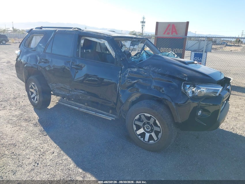 2024 TOYOTA 4RUNNER TRD OFF ROAD PREMIUM — снимка 1