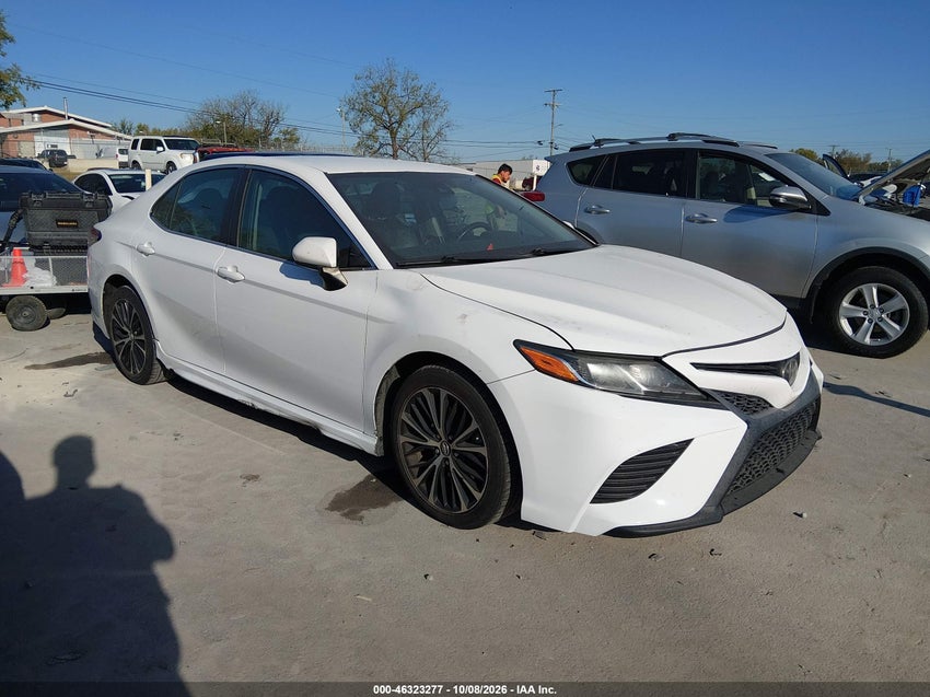 2018 TOYOTA CAMRY SE — снимка 1