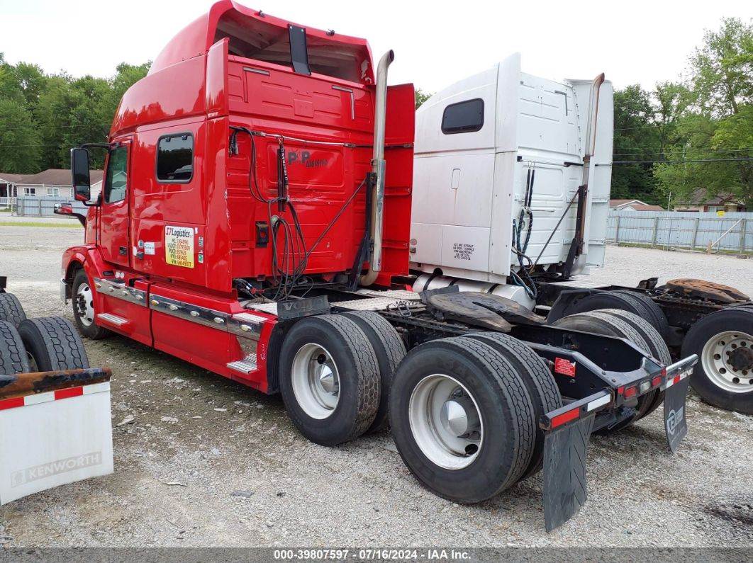 2016 VOLVO VN Red  Diesel 4V4NC9EH8GN949037 photo #4