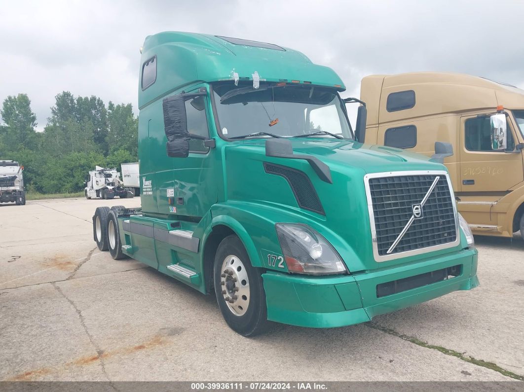 2005 VOLVO VN VNL Green  Diesel 4V4NC9GH75N372527 photo #1