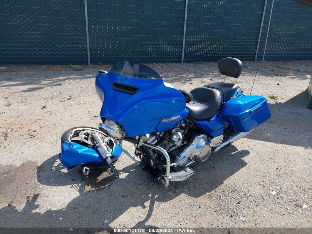 2018 HARLEY-DAVIDSON FLHX STREET GLIDE Blue  Gasoline 1HD1KBC16JB653922 photo #3