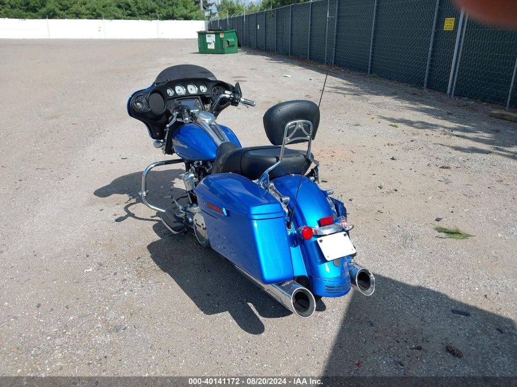 2018 HARLEY-DAVIDSON FLHX STREET GLIDE Blue  Gasoline 1HD1KBC16JB653922 photo #4