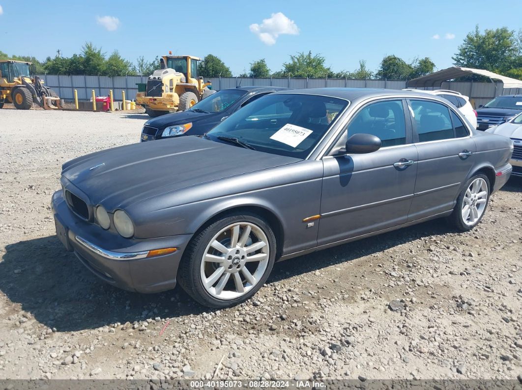 2004 JAGUAR XJ XJR Gray  Gasoline SAJEA73B84TG11458 photo #3