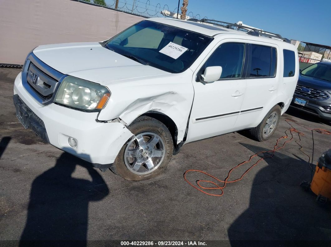 2009 HONDA PILOT TOURING White  Gasoline 5FNYF489X9B054271 photo #3