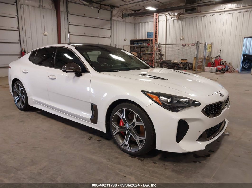 2020 KIA STINGER GT2 White  Gasoline KNAE55LC6L6076430 photo #1