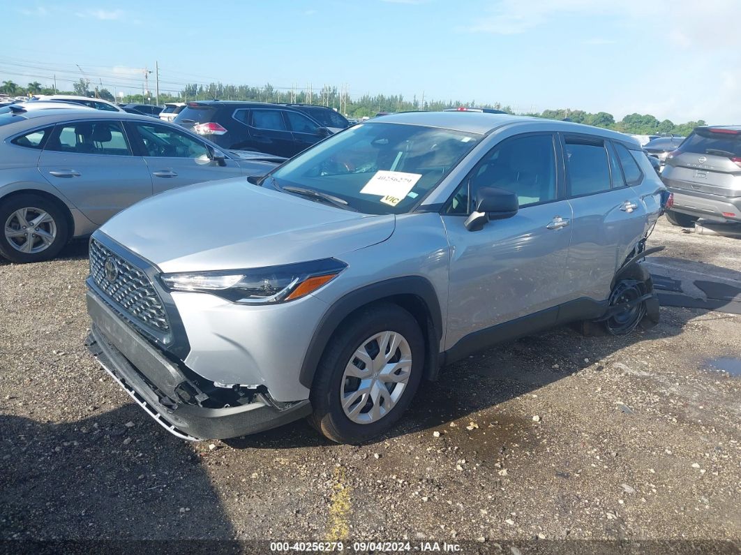 2024 TOYOTA COROLLA CROSS L Silver  Gasoline 7MUAAAAG0RV094108 photo #3