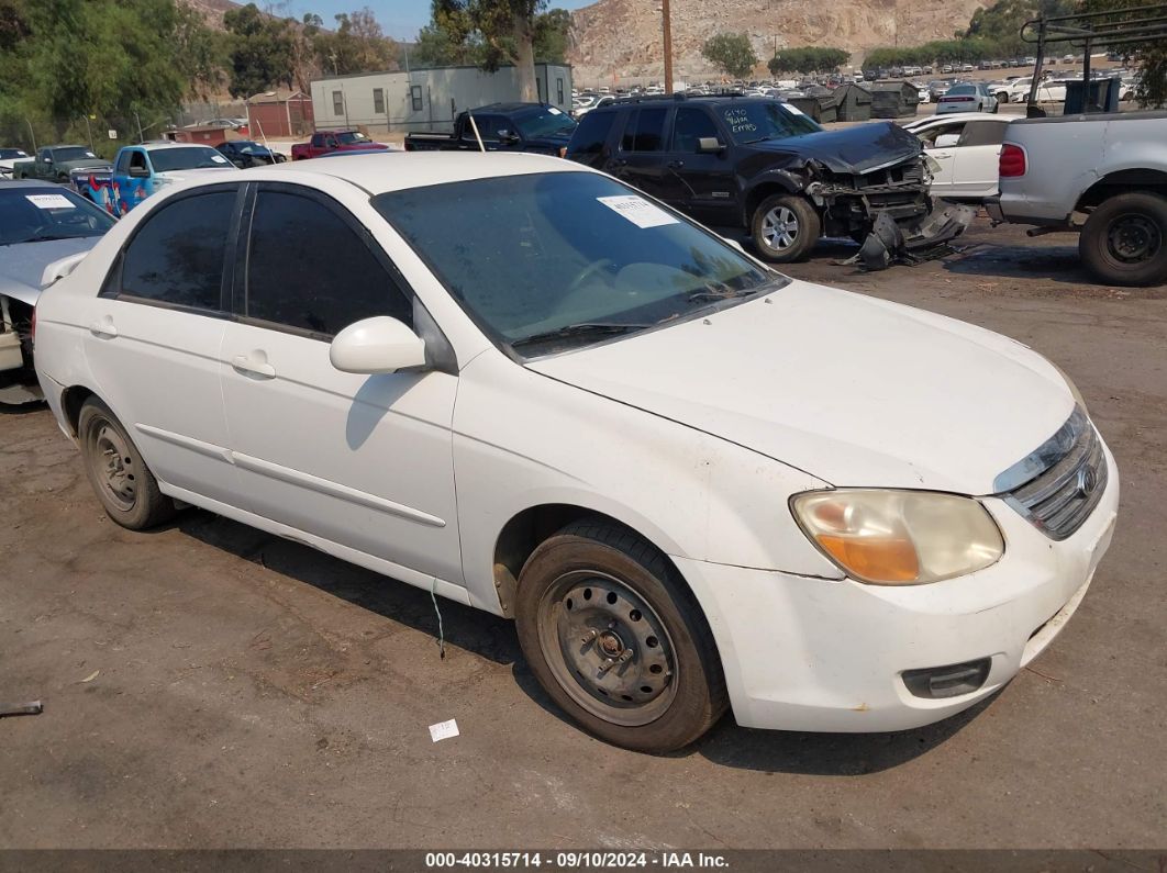 2009 KIA SPECTRA EX White  Gasoline KNAFE222795614353 photo #1