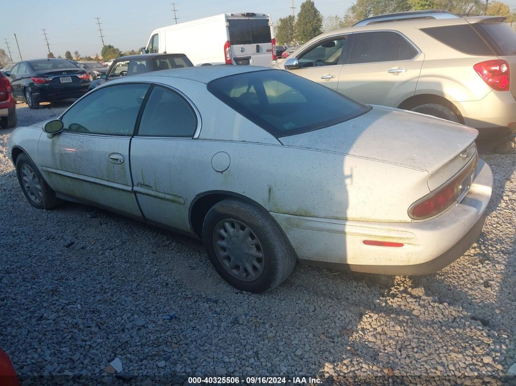 1996 BUICK RIVIERA White  Gasoline 1G4GD2214T4705705 photo #4