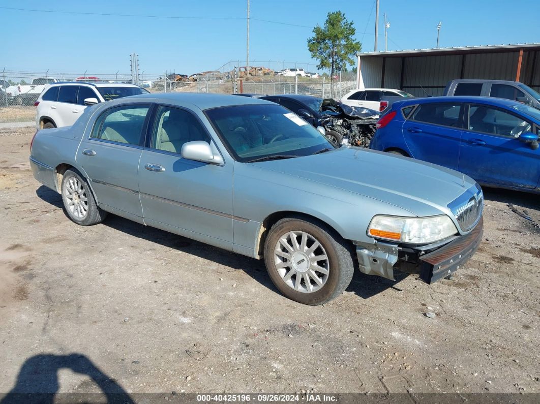 2007 LINCOLN TOWN CAR SIGNATURE Light Blue  Flexible Fuel 1LNHM81VX7Y632382 photo #1