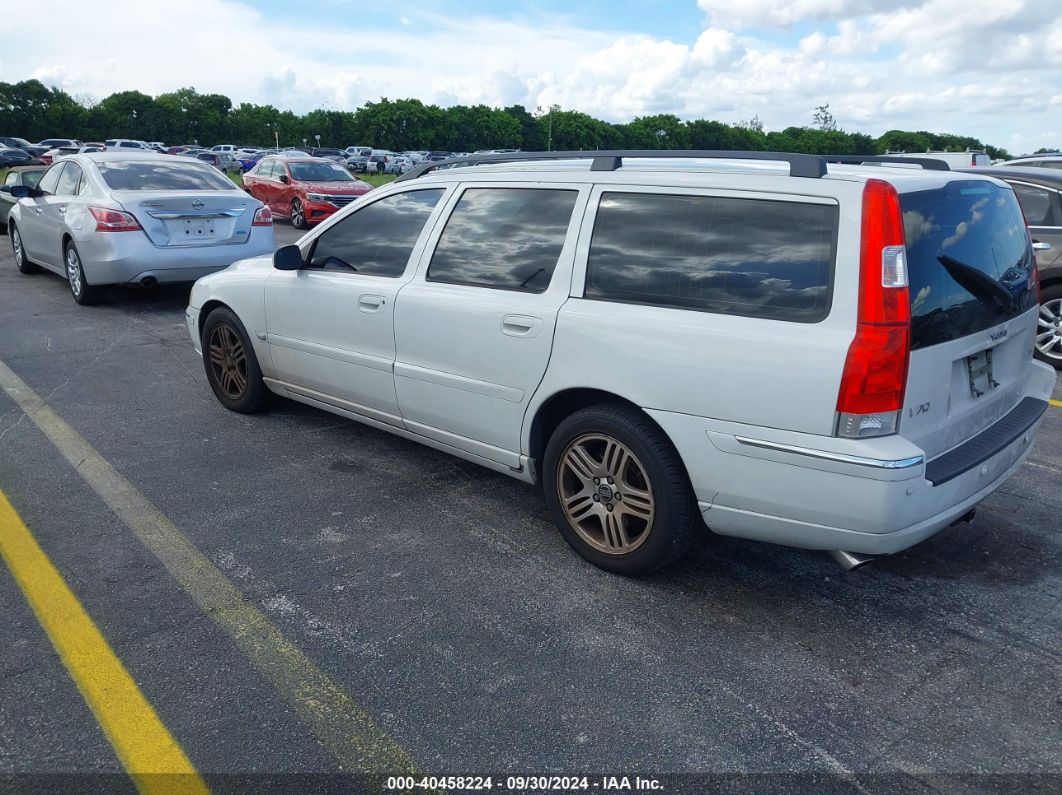 2006 VOLVO V70 2.5T White  Gasoline YV1SW592362592851 photo #4