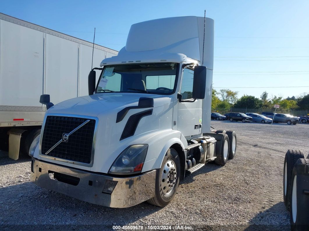 2016 VOLVO VN VNL White  Diesel 4V4NC9EG6GN971674 photo #3