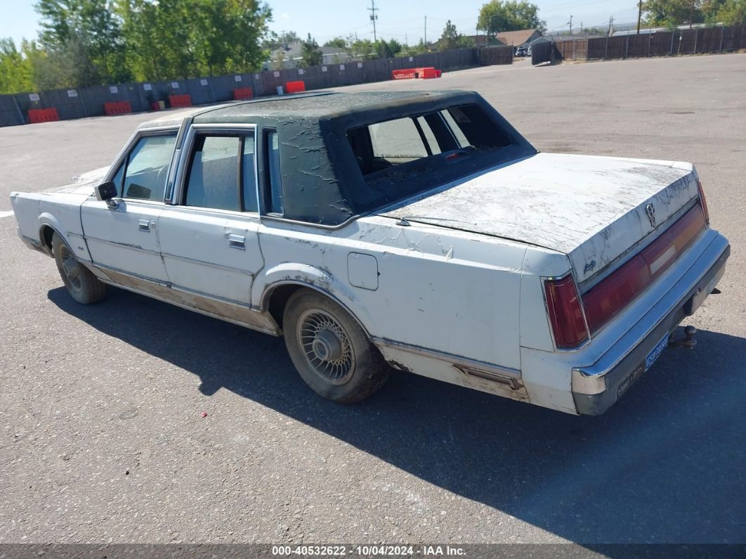 1987 LINCOLN TOWN CAR White  Gasoline 1LNBM81F4HY615349 photo #4