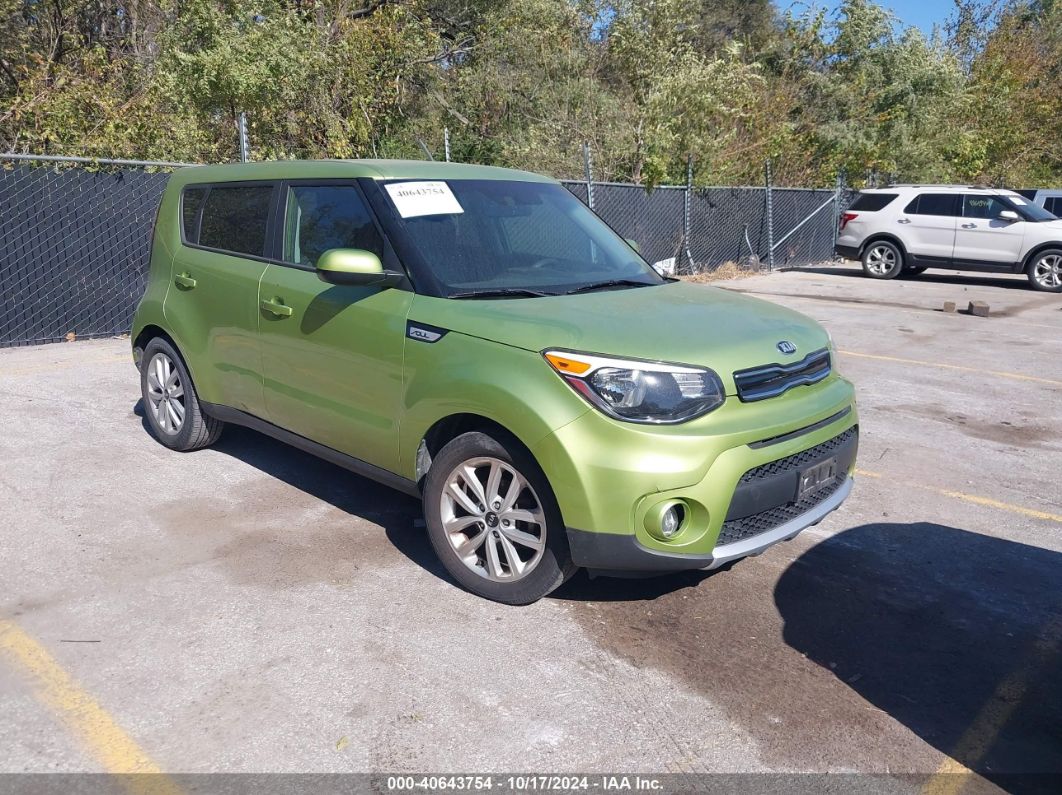 2017 KIA SOUL + Green  Gasoline KNDJP3A50H7876792 photo #1