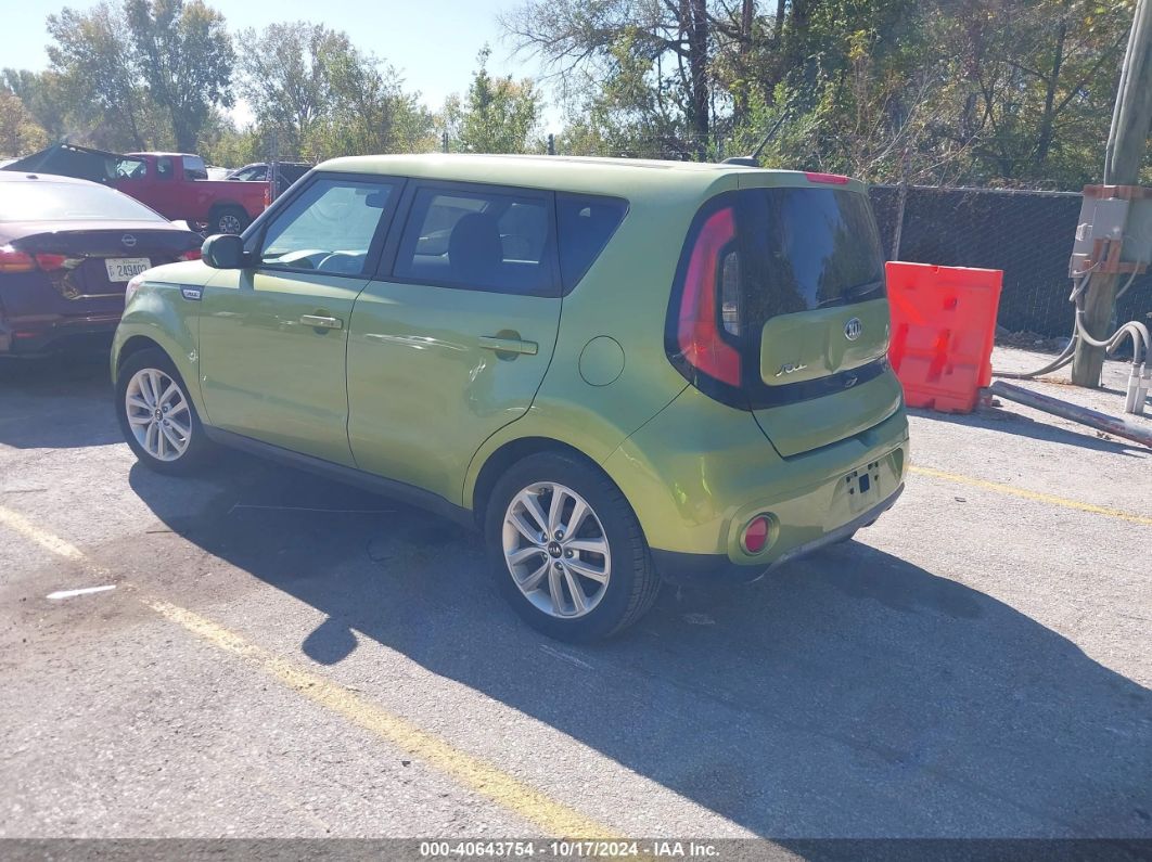 2017 KIA SOUL + Green  Gasoline KNDJP3A50H7876792 photo #4