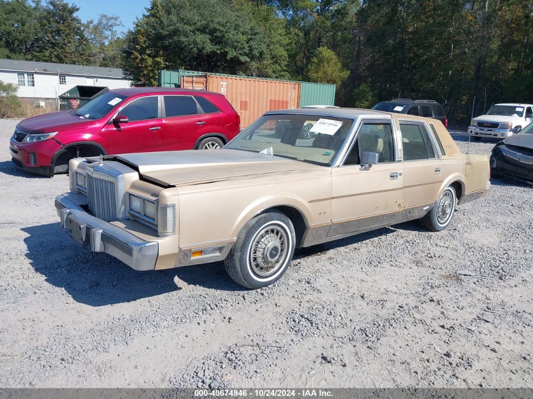 1986 LINCOLN TOWN CAR Gold  Gasoline 1LNBP96F4GY686295 photo #3