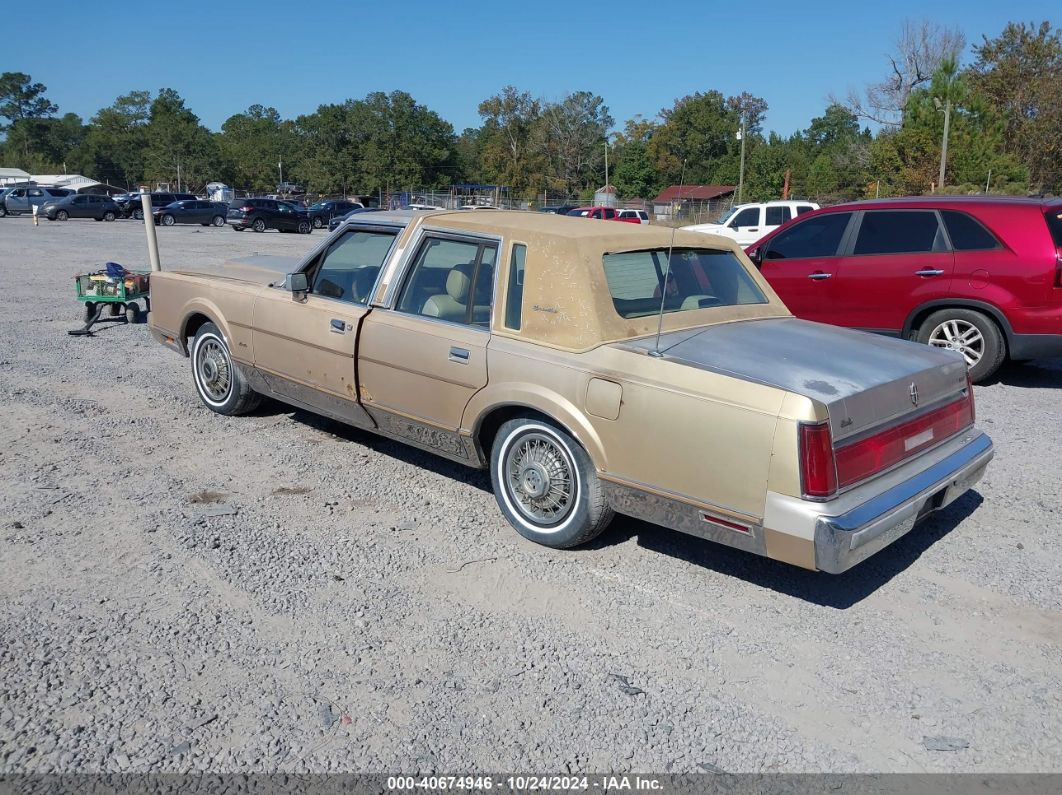 1986 LINCOLN TOWN CAR Gold  Gasoline 1LNBP96F4GY686295 photo #4