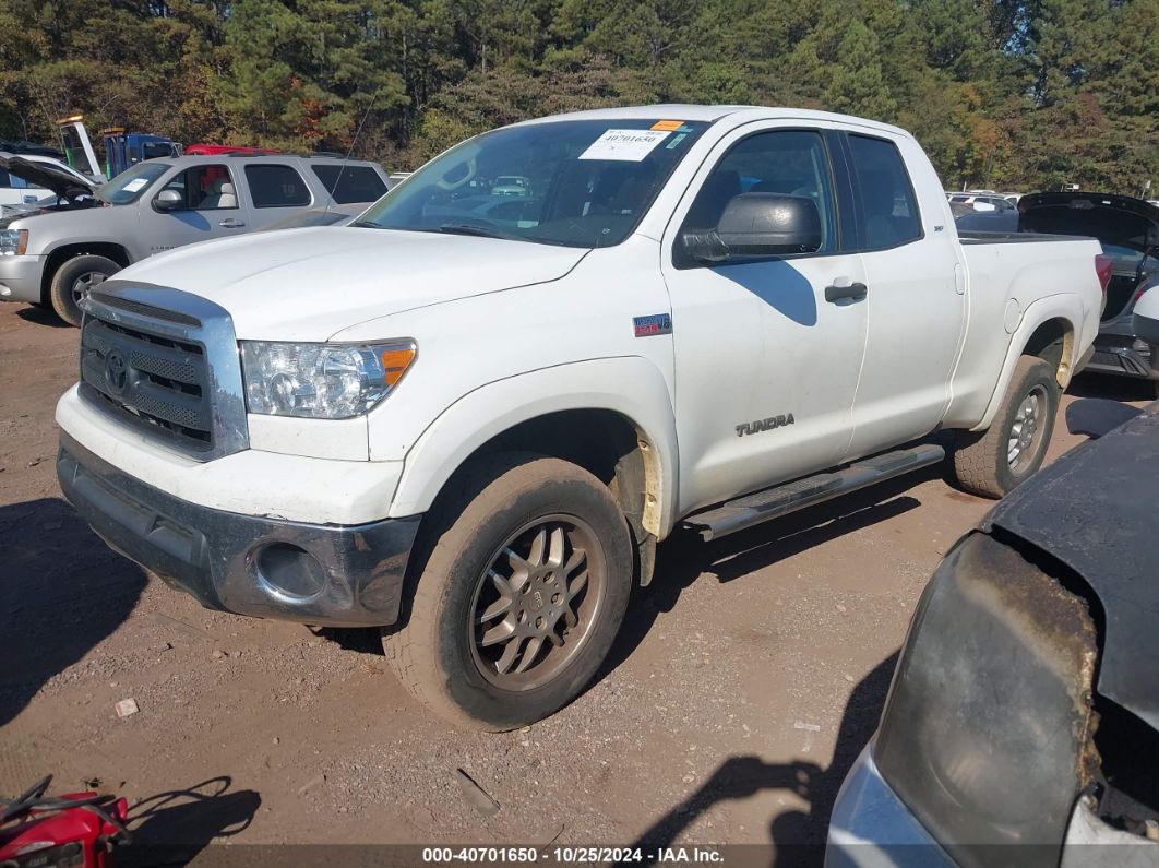 2011 TOYOTA TUNDRA GRADE 5.7L V8 White  Flexible Fuel 5TFUW5F13BX190979 photo #3