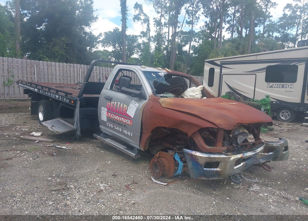 2013 RAM 5500 CHASSIS TRADESMAN/SLT VIN: 3C7WRMDL2DG595823