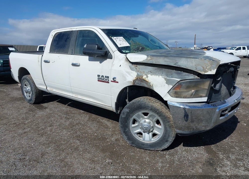 2017 RAM 2500 SLT  4X4 6'4" BOX VIN: 3C6UR5DL8HG601857