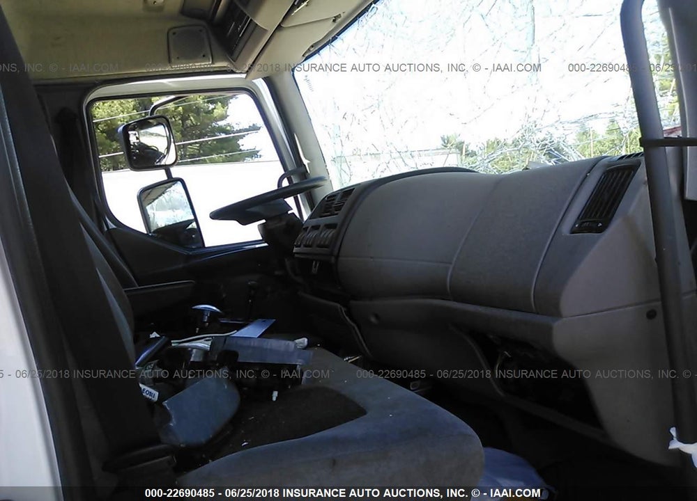 2014 KENWORTH K270/K370 VIN: 3BKJHM6X7EF580483
