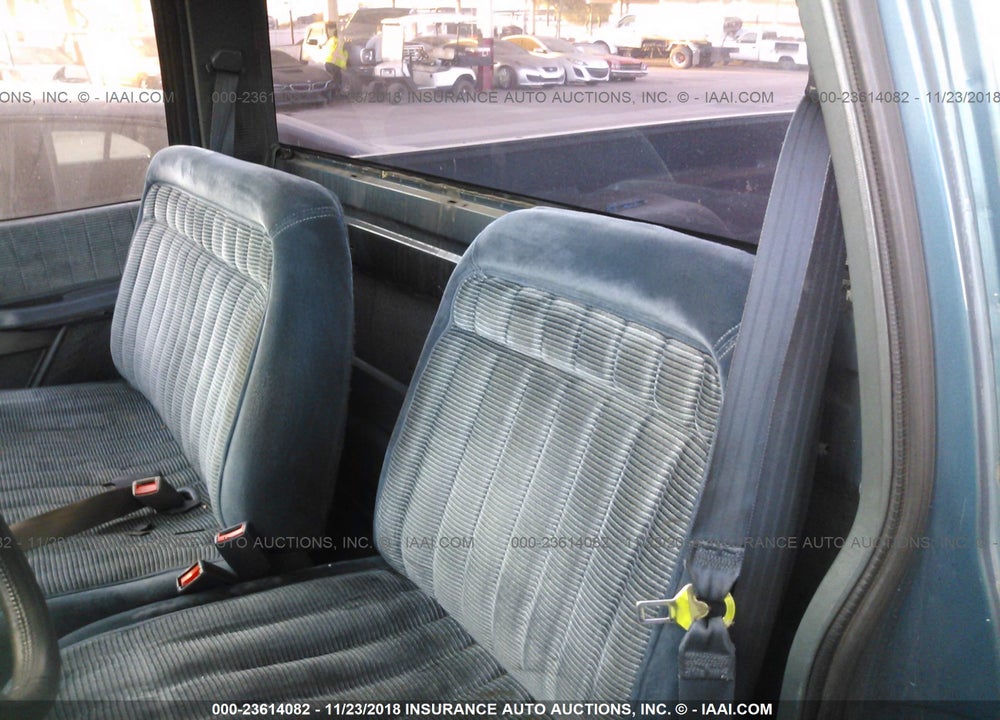 1991 CHEVROLET GMT-400 C1500 VIN: 1GCDC14K9MZ181272