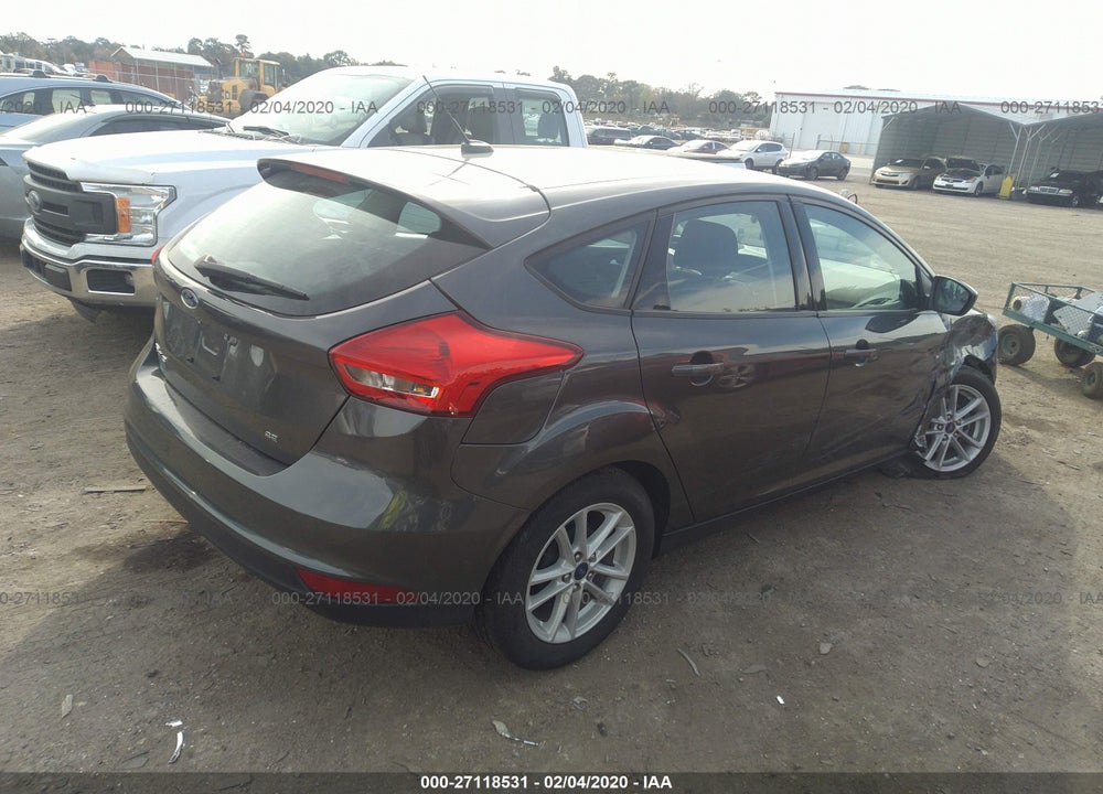 2018 FORD FOCUS SE VIN: 1FADP3K28JL262075