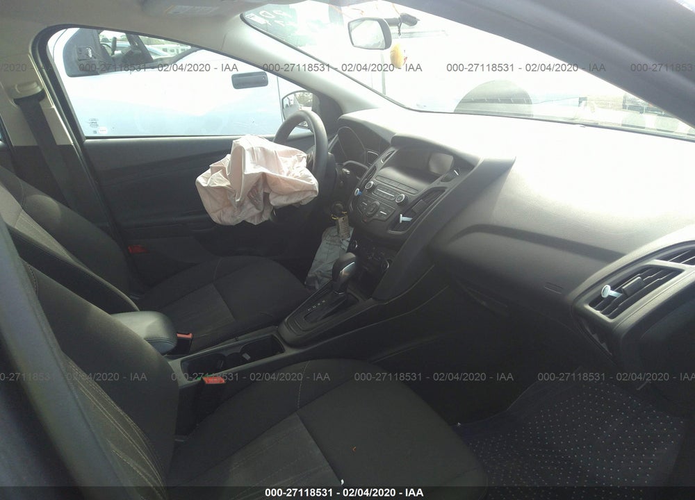 2018 FORD FOCUS SE VIN: 1FADP3K28JL262075