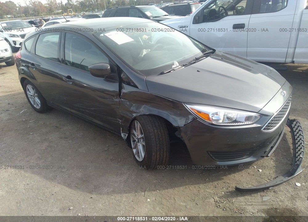 2018 FORD FOCUS SE VIN: 1FADP3K28JL262075