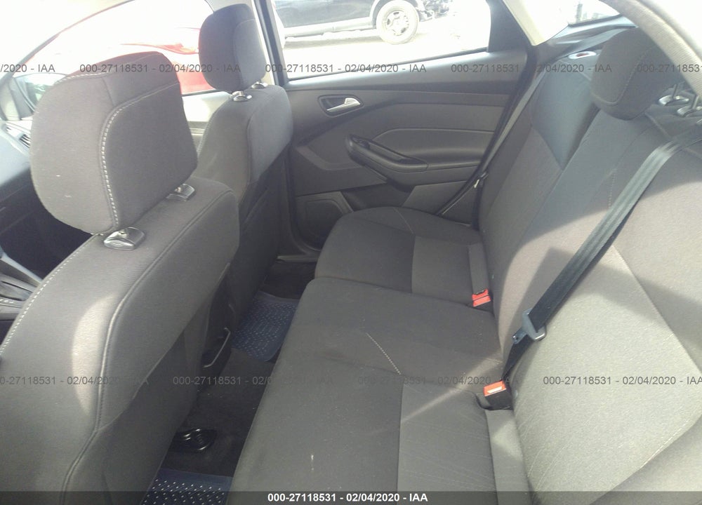 2018 FORD FOCUS SE VIN: 1FADP3K28JL262075