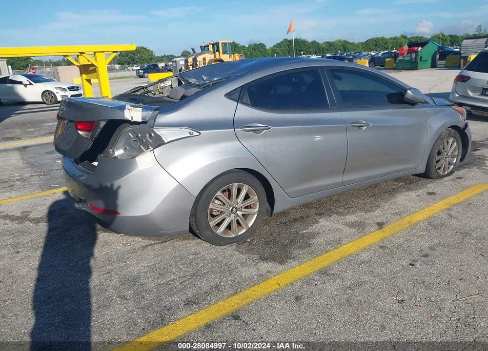 2015 HYUNDAI ELANTRA SE VIN: 5NPDH4AE6FH637112