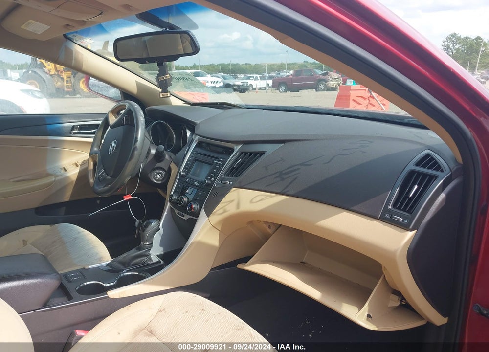 2014 HYUNDAI SONATA GLS VIN: 5NPEB4AC3EH947236