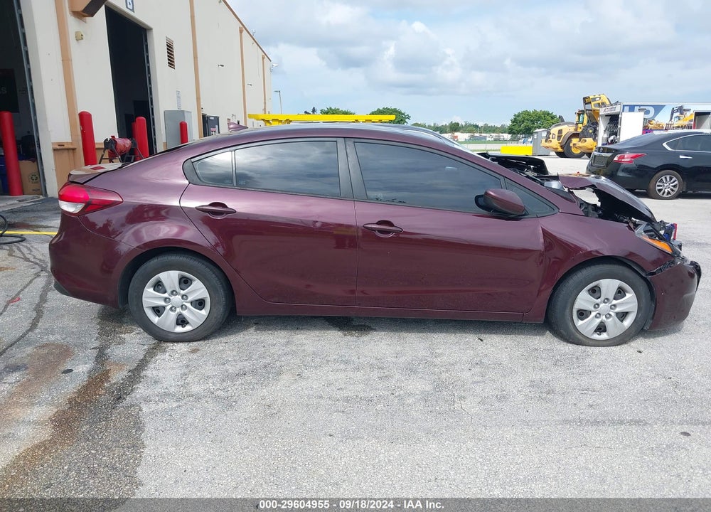 2018 KIA FORTE LX VIN: 3KPFK4A78JE258900
