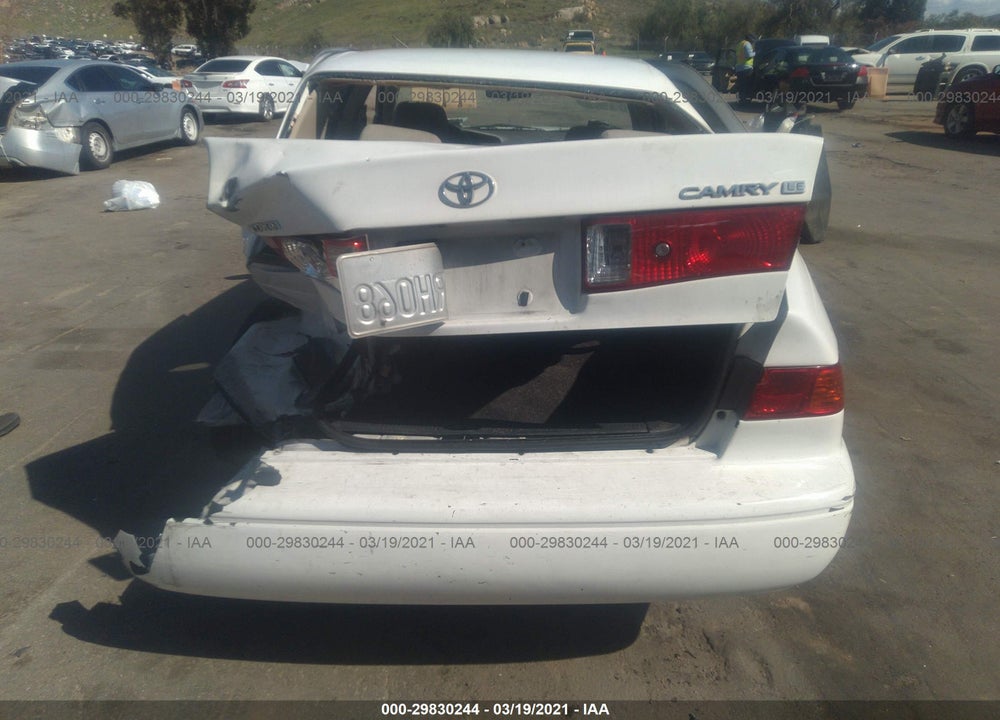2001 TOYOTA CAMRY VIN: JT2BG22K310572933