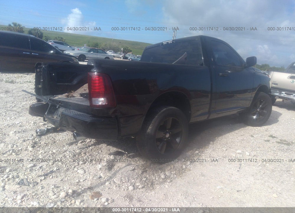 2014 RAM 1500 EXPRESS VIN: 3C6JR6AT3EG100755
