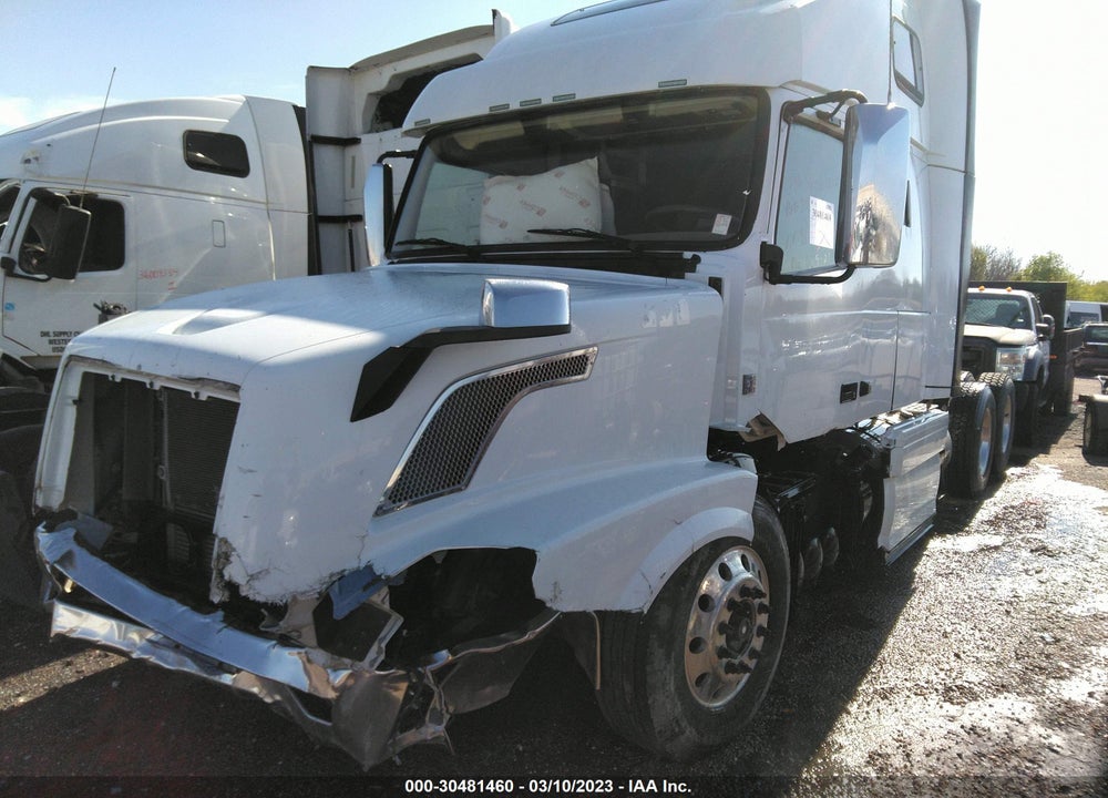 2015 VOLVO VN VIN: 4V4NC9EH0FN917245