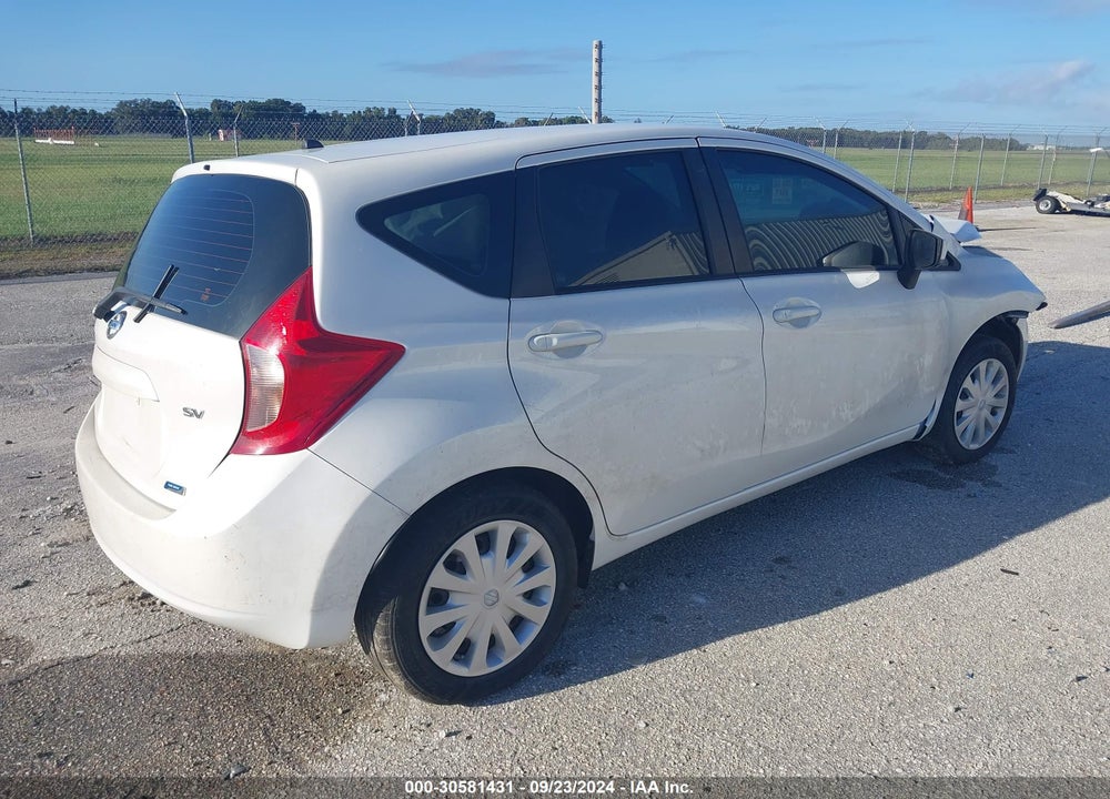 2015 NISSAN VERSA NOTE SV VIN: 3N1CE2CP7FL369908