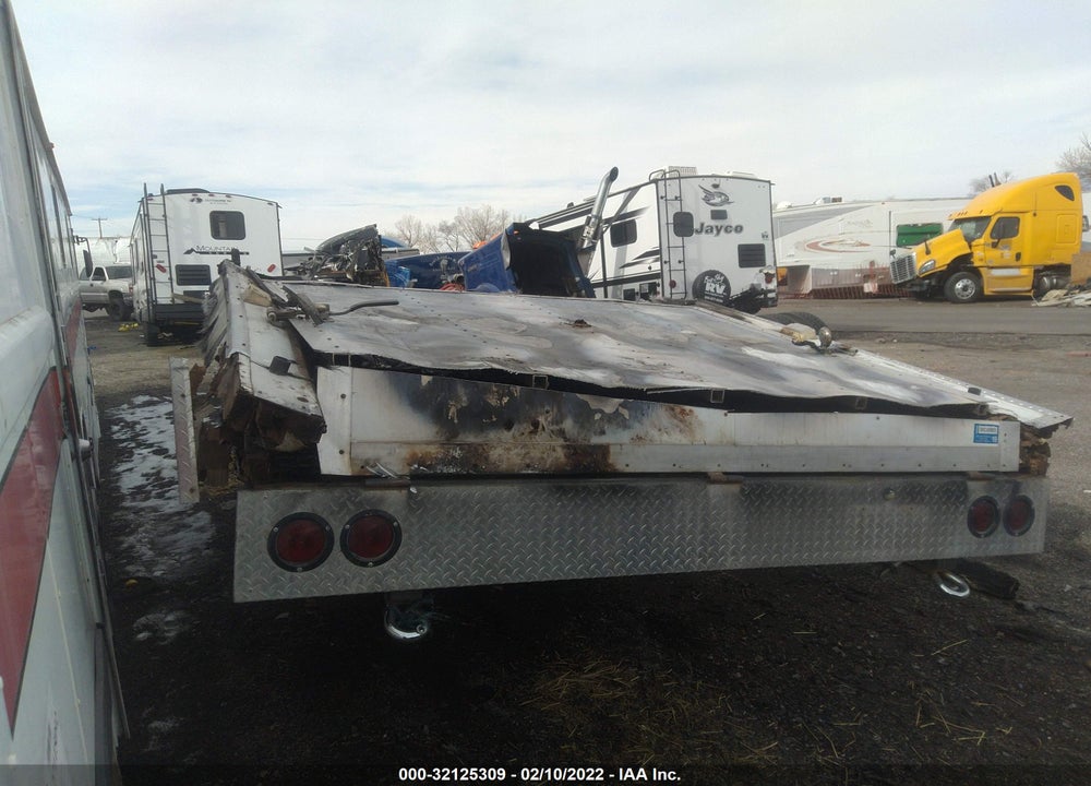 1998 KIT PATIO HAULER M-351F VIN: 1KP394F35W1389071