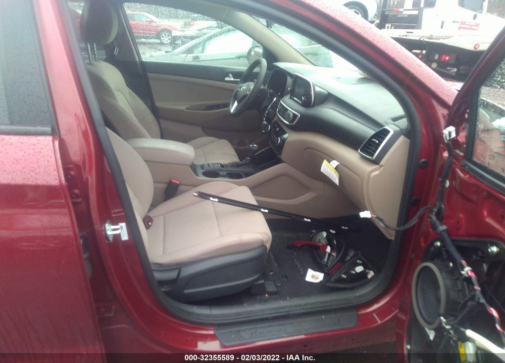 2020 HYUNDAI TUCSON SE VIN: KM8J2CA42LU221917