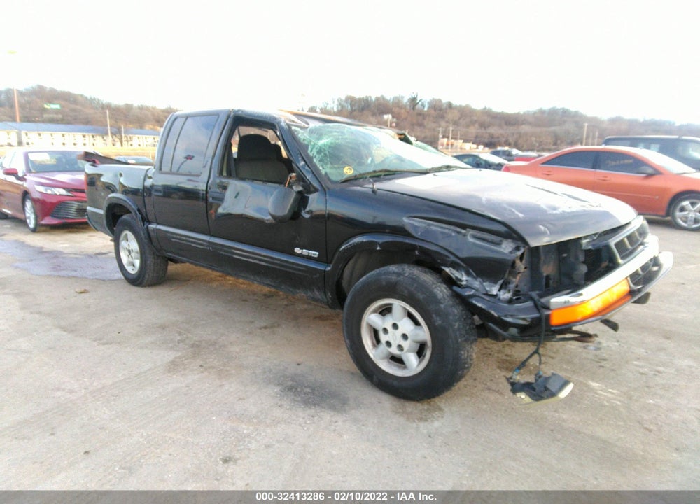 2004 CHEVROLET S-10 LS VIN: 1GCDT13X84K106648