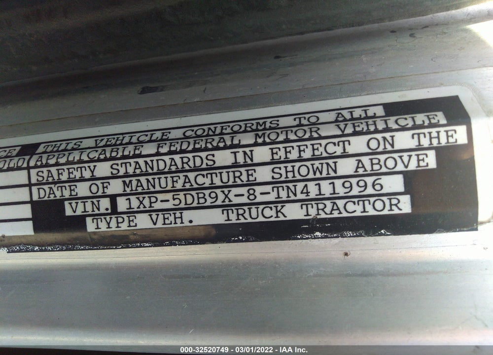 1996 PETERBILT 379 VIN: 1XP5DB9X8TN411996