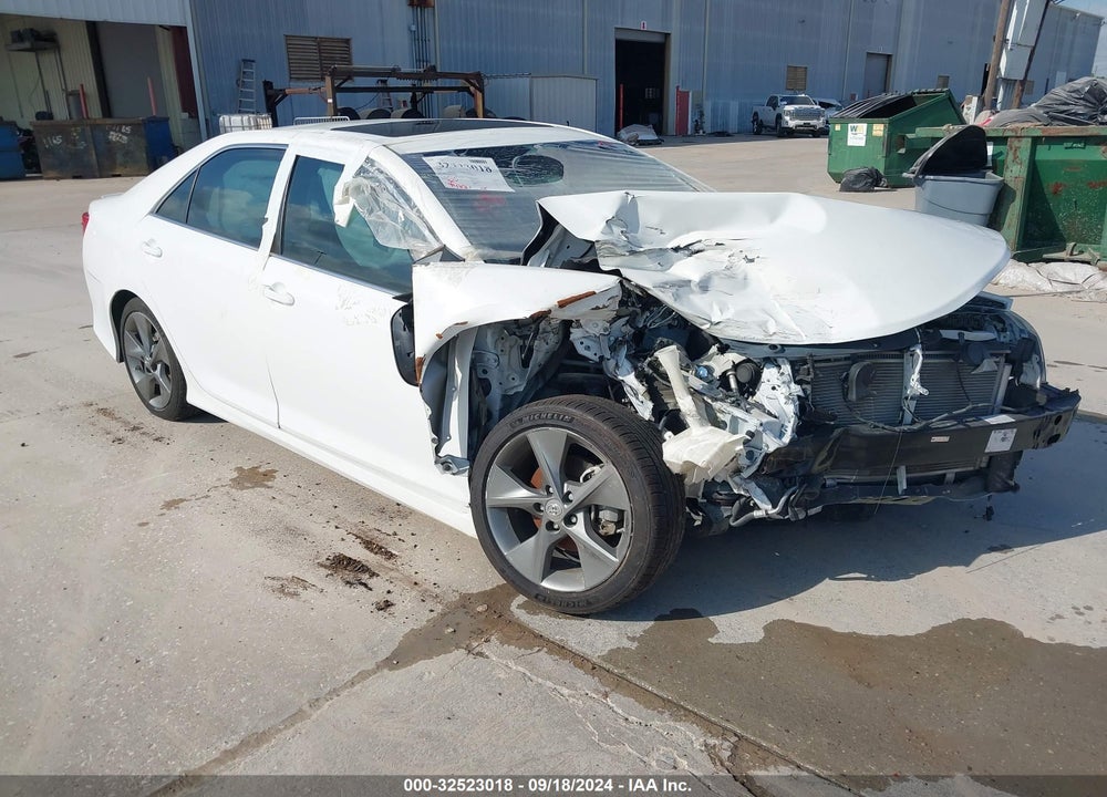 2014 TOYOTA CAMRY SE SPORT VIN: 4T1BF1FK0EU454797