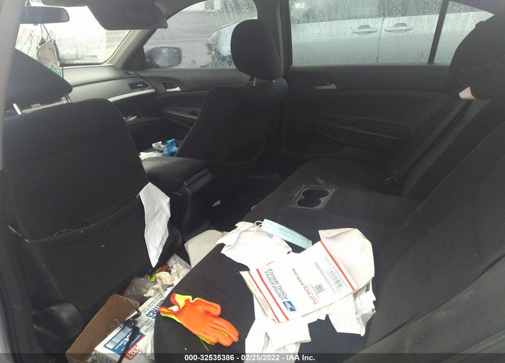 2011 HONDA ACCORD 2.4 LX VIN: 1HGCP2F35BA112006