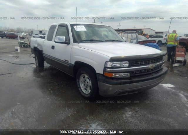 2001 CHEVROLET SILVERADO 1500 LS VIN: 2GCEC19W111300016