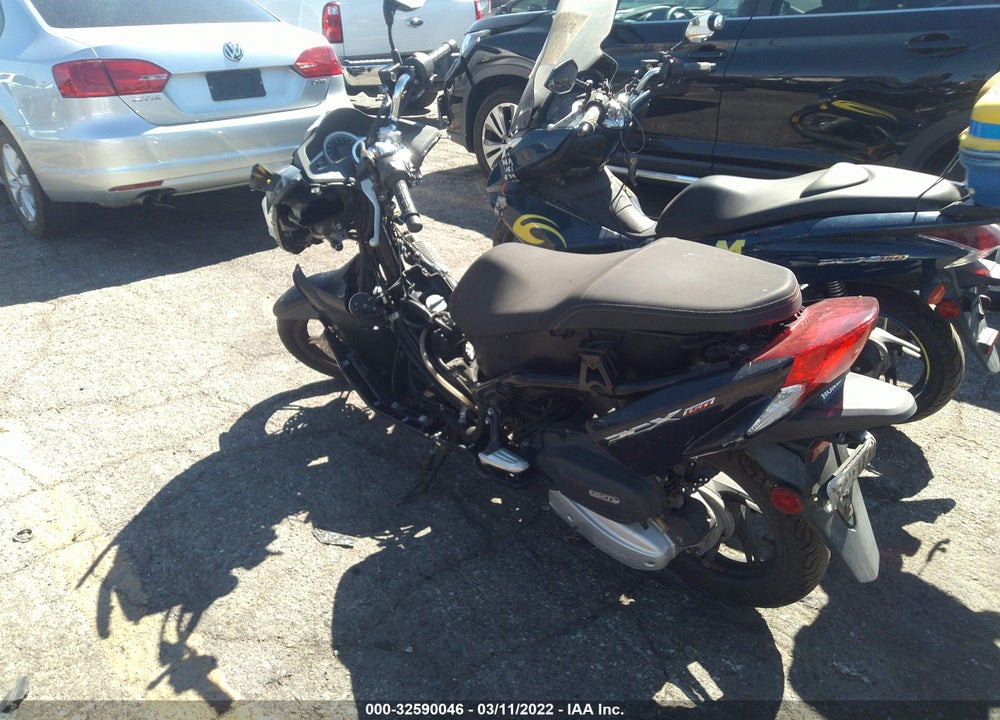 2018 HONDA PCX 150 VIN: RLHKF1807JY301868