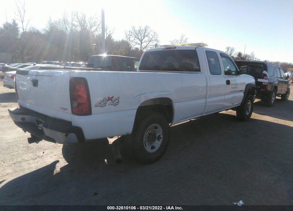 2006 CHEVROLET SILVERADO 2500HD WORK TRUCK VIN: 1GCHK29U46E107336